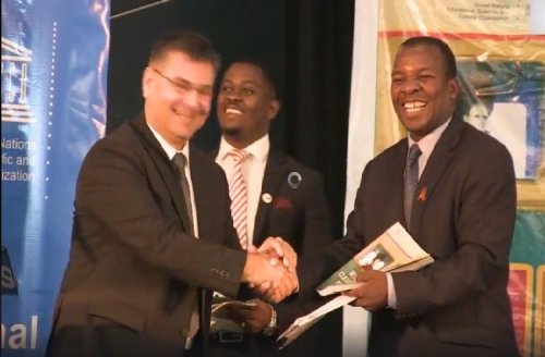 Global report hand over