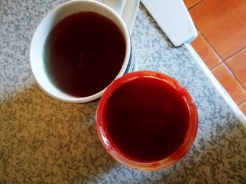 Tea with tomato puree