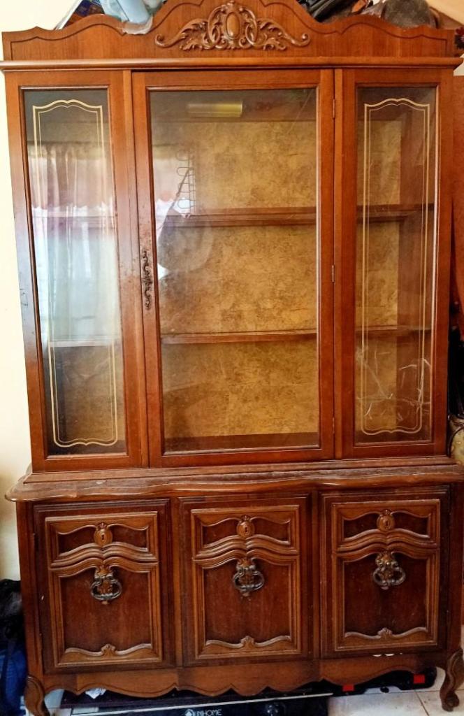 Display Cabinet
