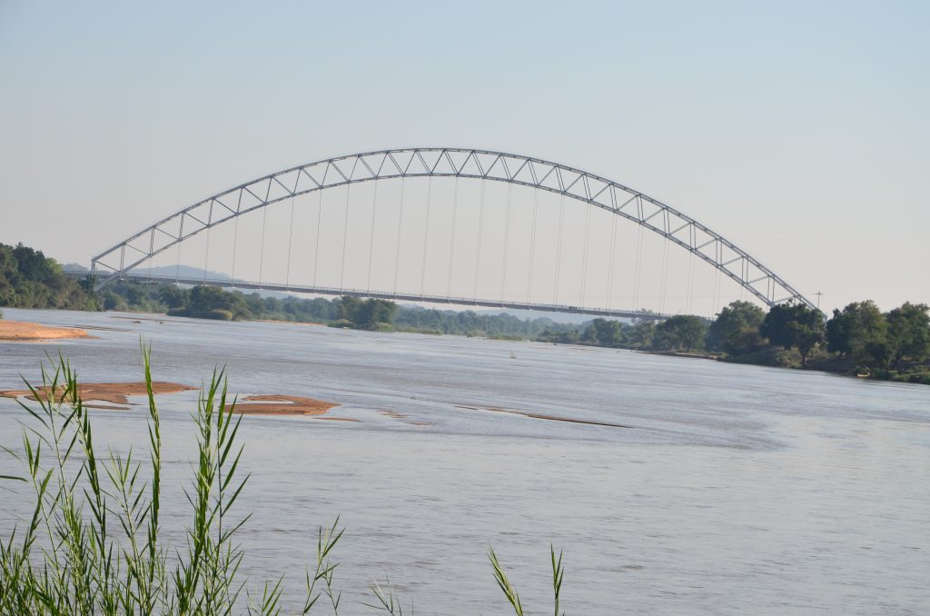 Birchenough Bridge over Save River